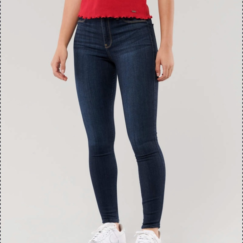 Hollister curvy Highwasted Jeans size 7L
